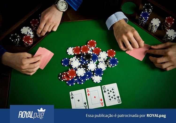 Saiba qual o momento certo de sair do emprego e viver de poker
